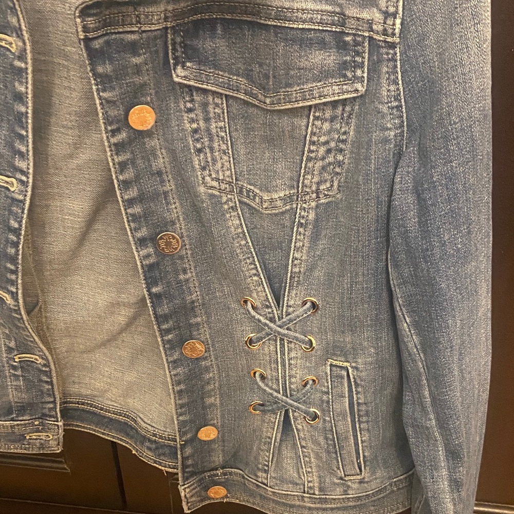 WHBM Women's Blue Denim Jacket - Picture 3 of 7